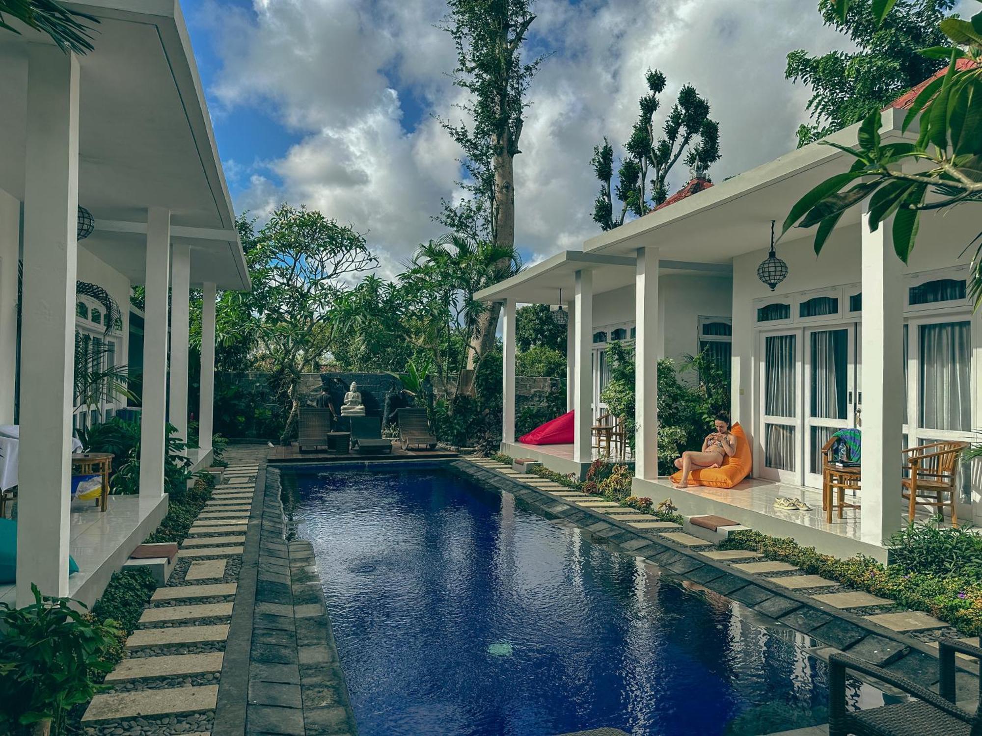 Bali Stuti Jimbaran Inn Esterno foto