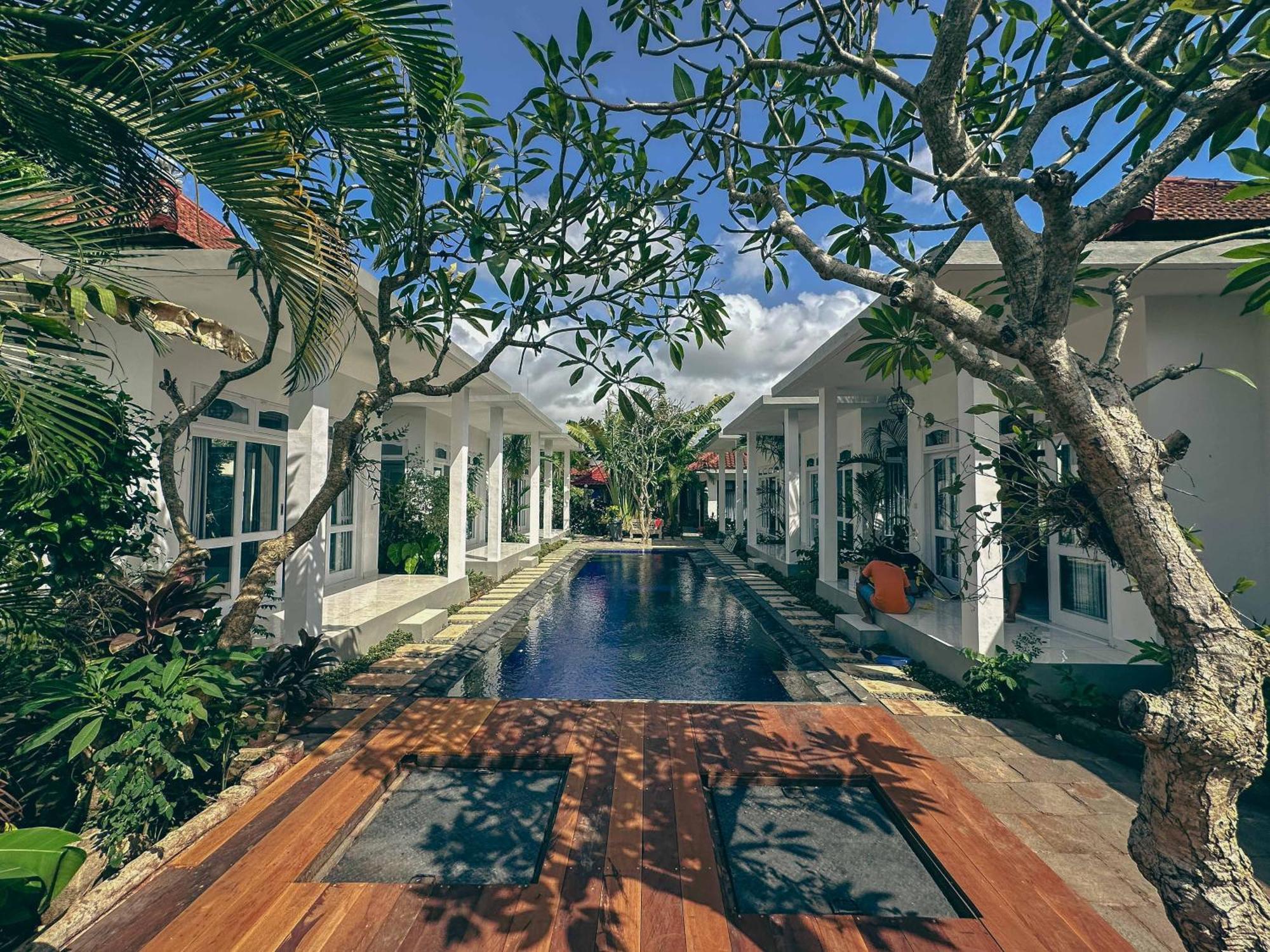 Bali Stuti Jimbaran Inn Esterno foto