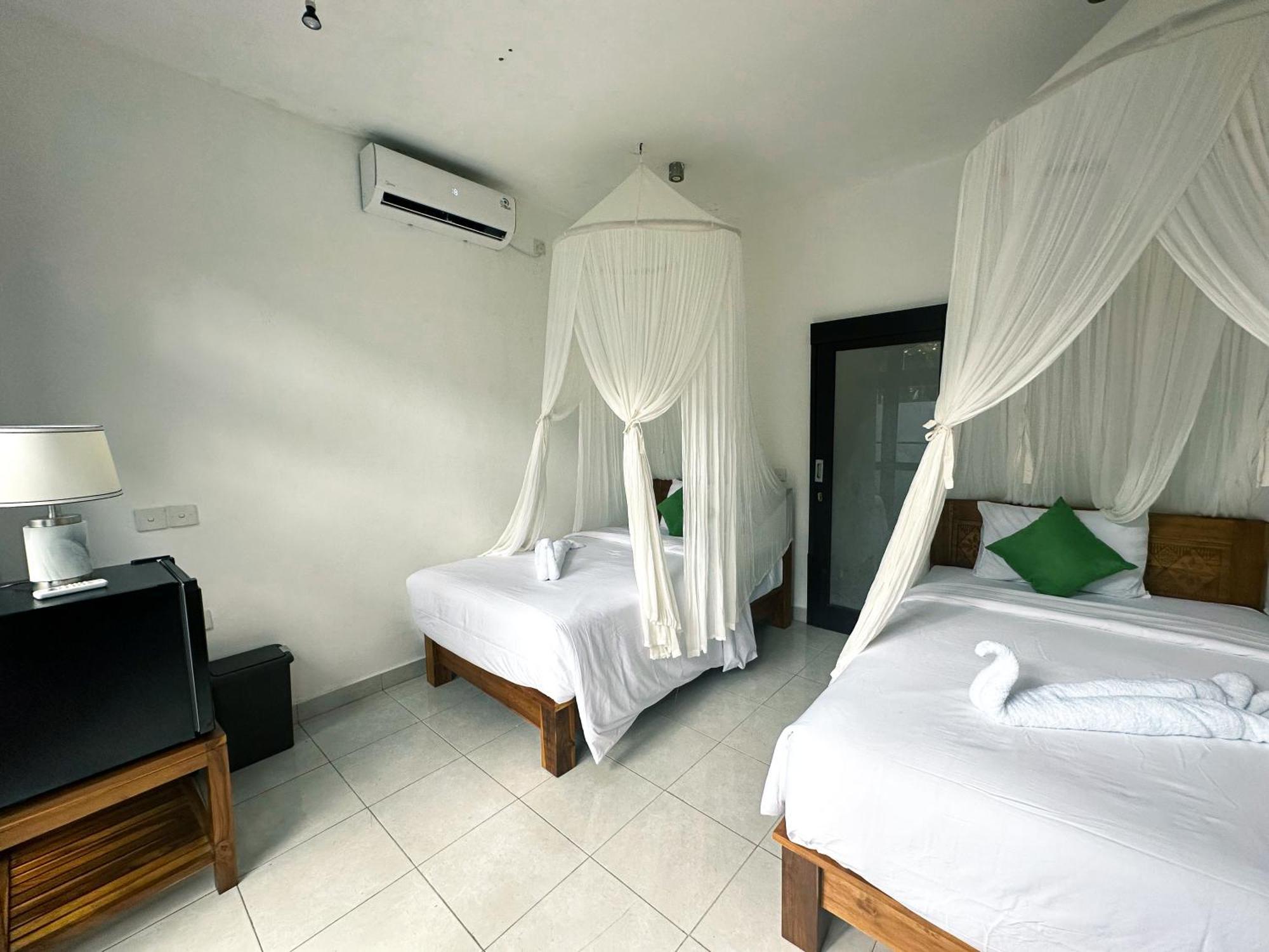Bali Stuti Jimbaran Inn Esterno foto